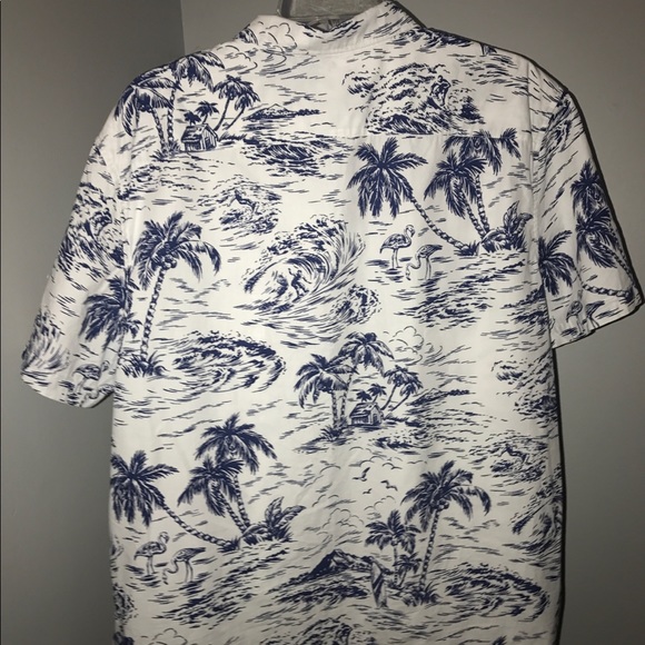 American Eagle button up - Picture 2 of 2